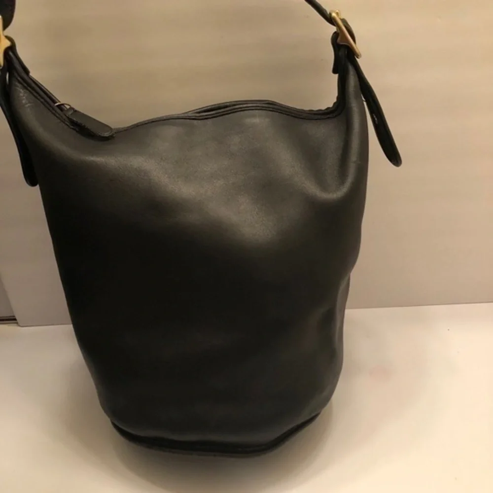 Coach vintage xl black leather feed bucket bag 9085